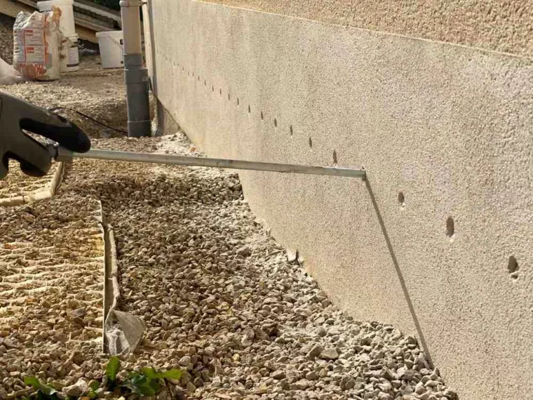 Comment appliquer de la résine étanche sur des remontées capillaires ?, Borgo, Cap Étanchéité